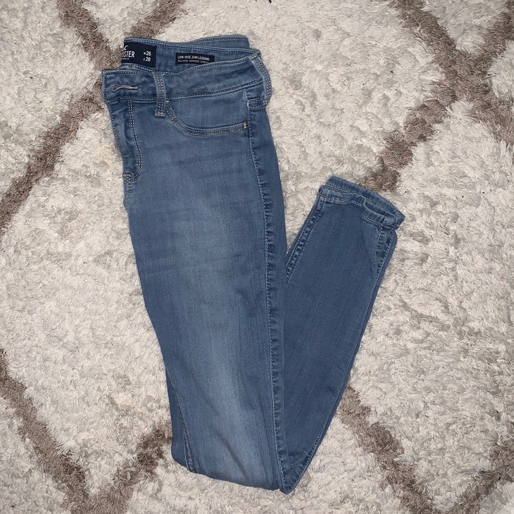 Hollister Size 3 Regular Skinny Light Washed Jeans